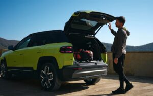JEEP Compas full electric first edition 213 cv - gallery 03