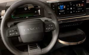 Lancia Ypsilon 100_03