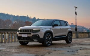 Jeep avenger benzina_01