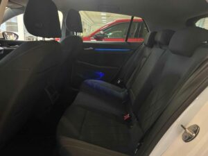 23794153_E_8s47zx213rfkc.jpg