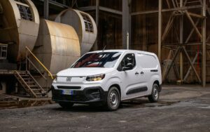 Fiat professionale_doblo_Gallery_01